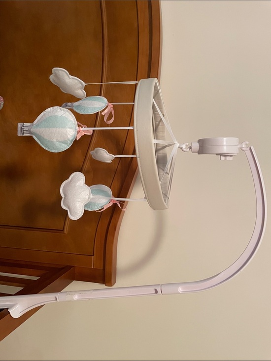 Other - Mint & White Hot Air Balloon Baby musical wind up  Mobile